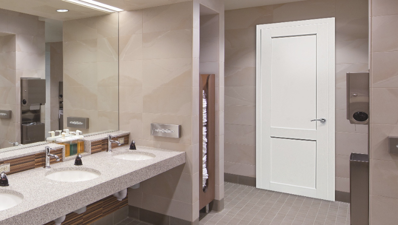 Межкомнатные двери для ванной комнаты и туалета: Особенности выбора материалов, устойчивых к влаге и перепадам температур, вентиляция.