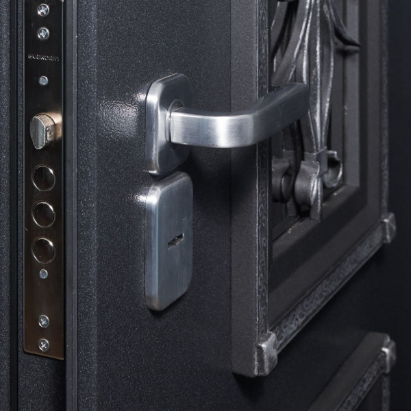 Входная дверь с терморазрывом TERMO KOVA