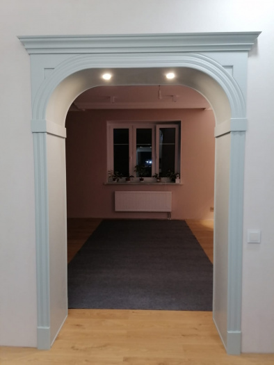 С зашивкой 12