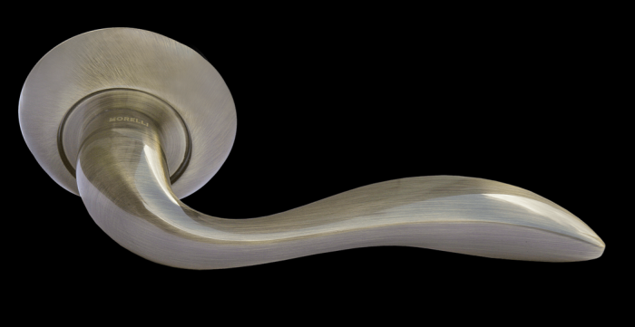 Дверные ручки Morelli «ЛЬВИНАЯ ЛАПА» MH-05 AB Цвет — Античная бронза