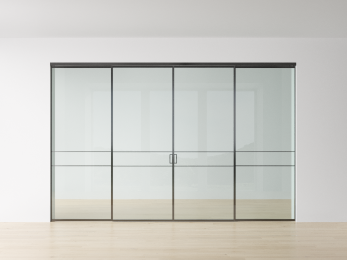 Перегородка из 4 створок (2 подвижные / раздвижные, 2 неподвижные)